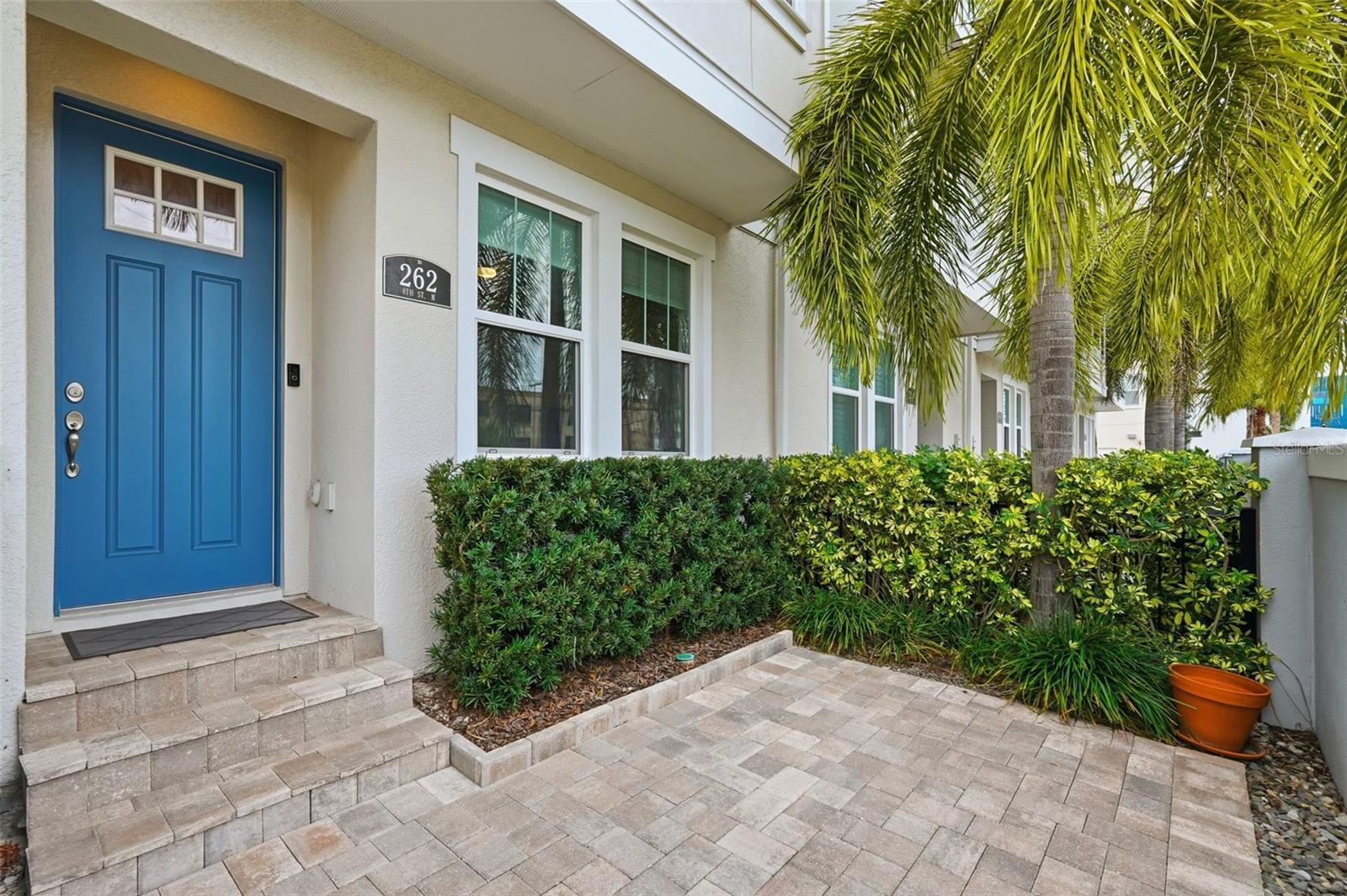262 8th Street, FL