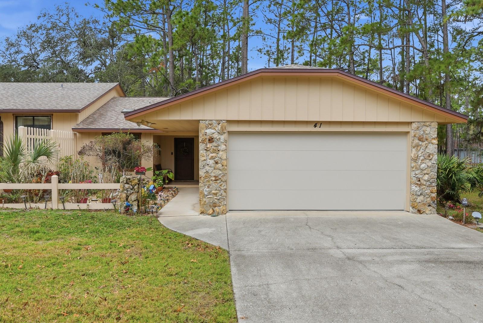 41 Crooked Pine Road, FL