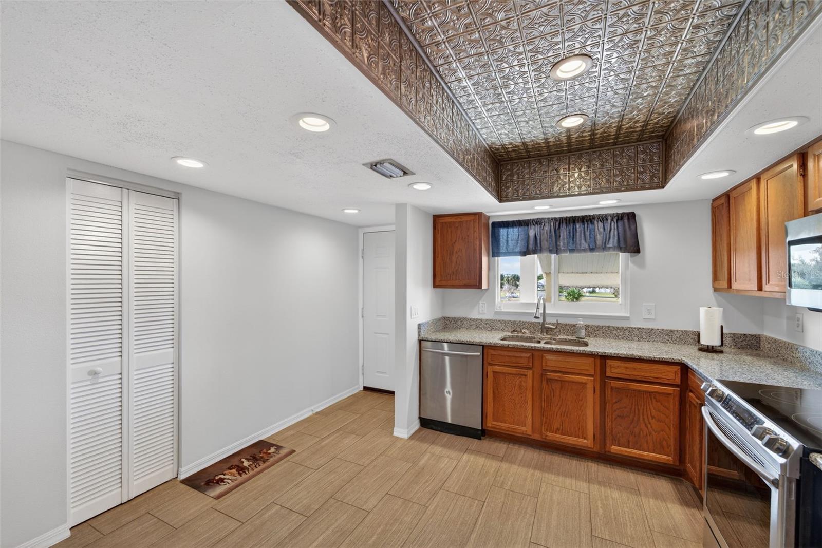 6699 San Casa Drive, FL