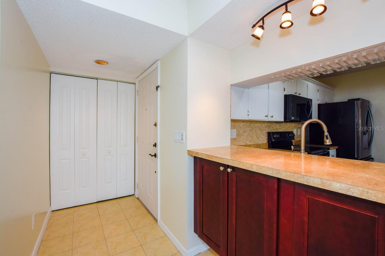 437 Wexford Circle, FL