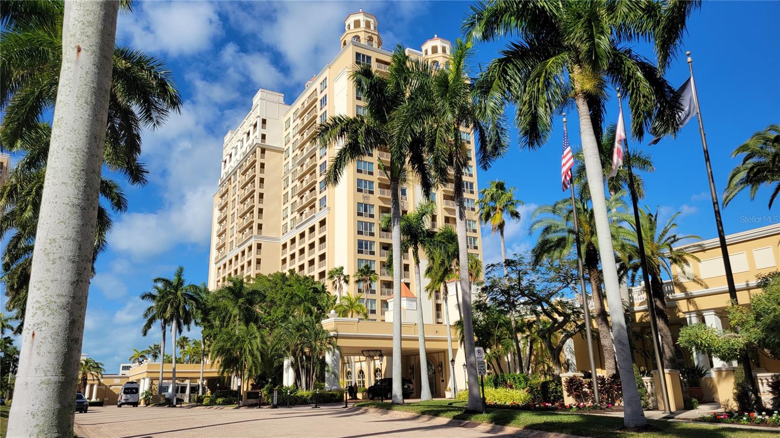 1111 Ritz Carlton Drive, FL