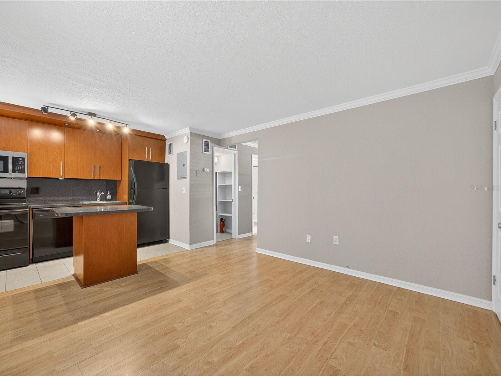 2507 Central Boulevard, FL