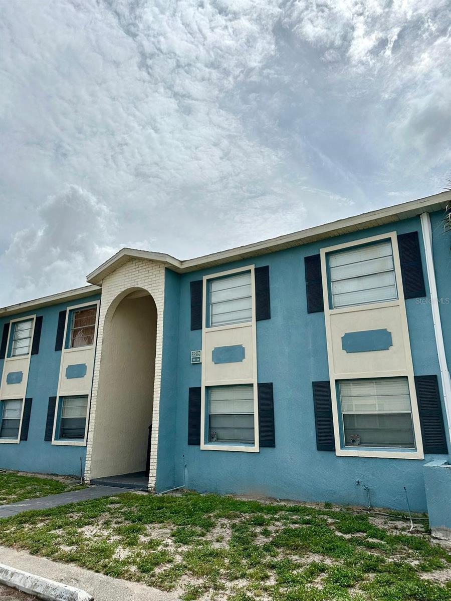 2519 Alafaya Trail, FL
