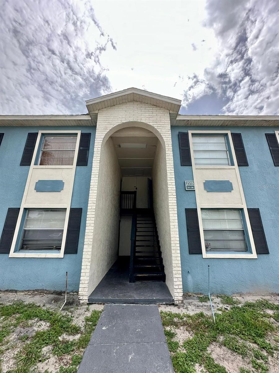2519 Alafaya Trail, FL