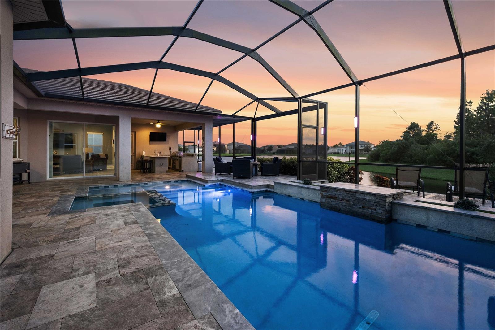 2611 Coco Palm Circle, FL