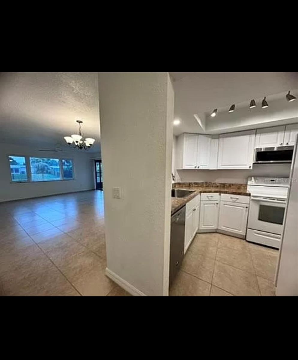 2486 Caring Way, FL