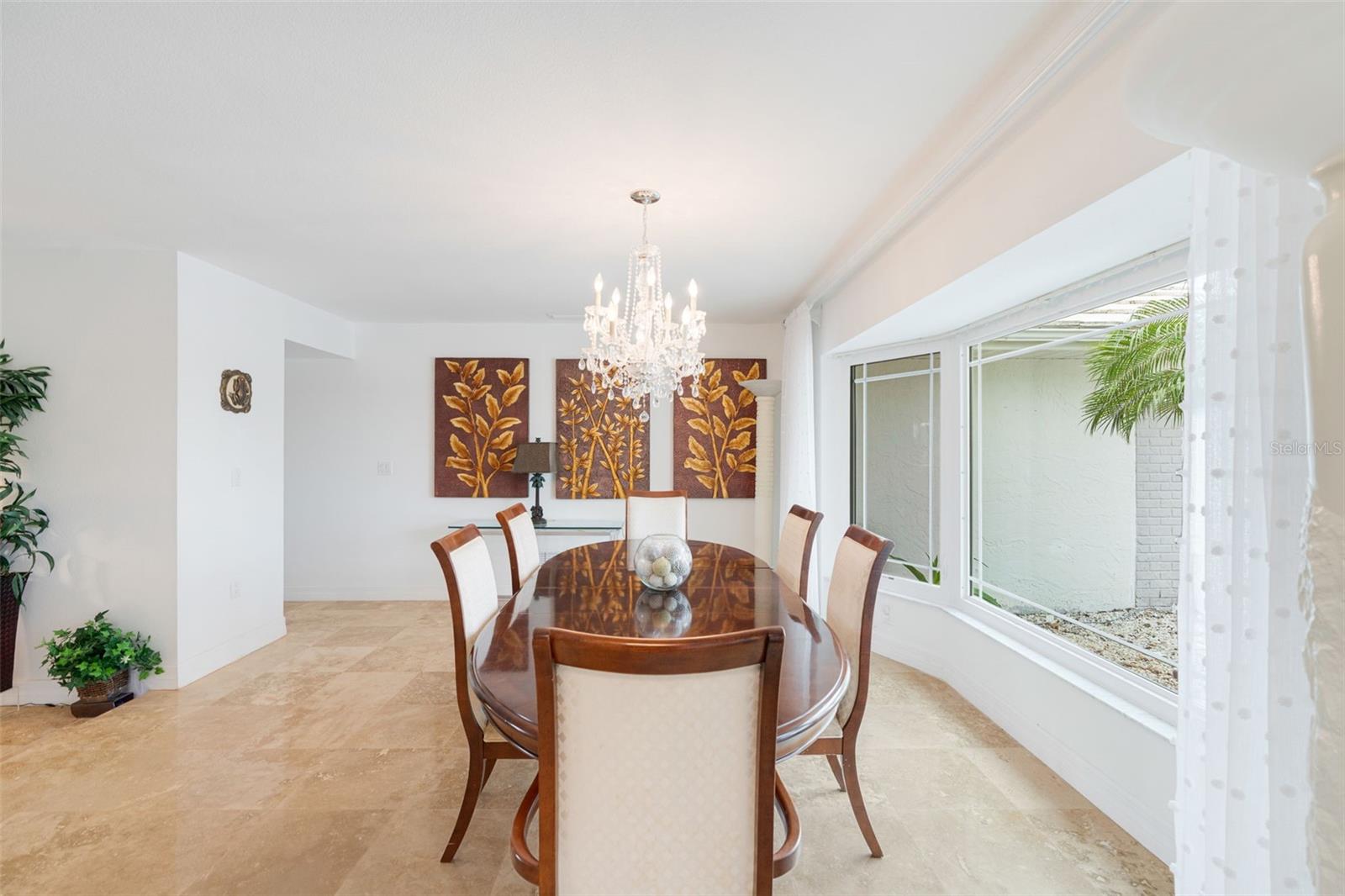 402 Devonshire Lane, FL