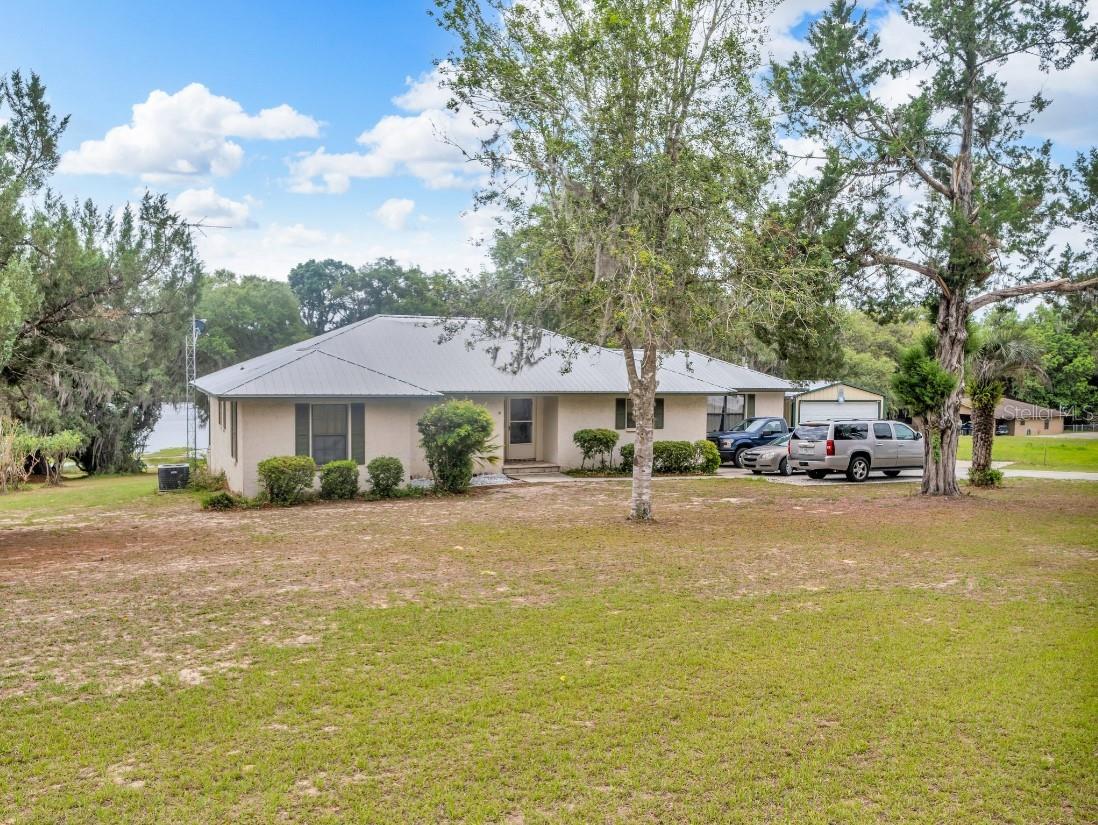 135 Ashley Lake Drive, FL