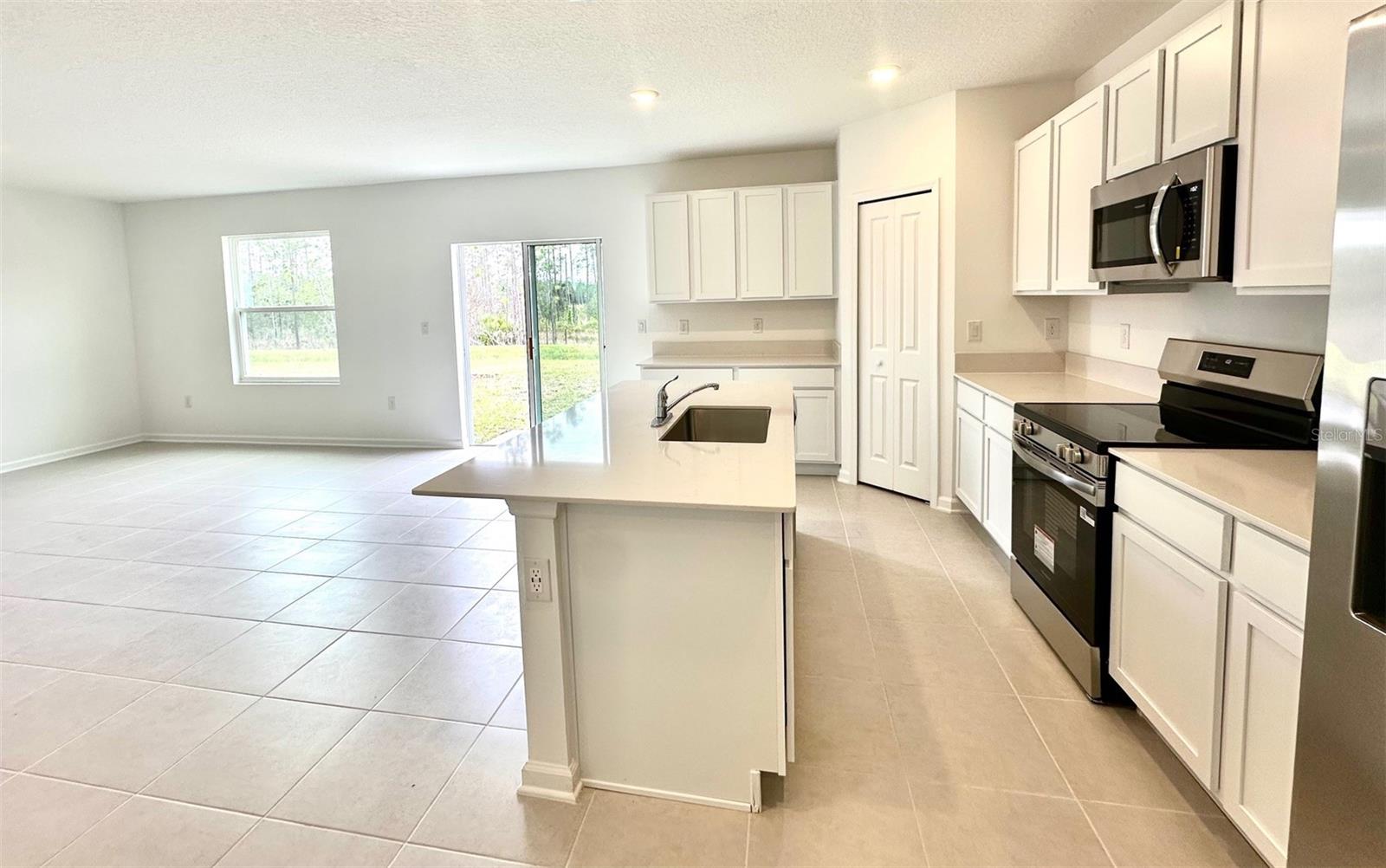 1231 Belle Isle Lane, FL