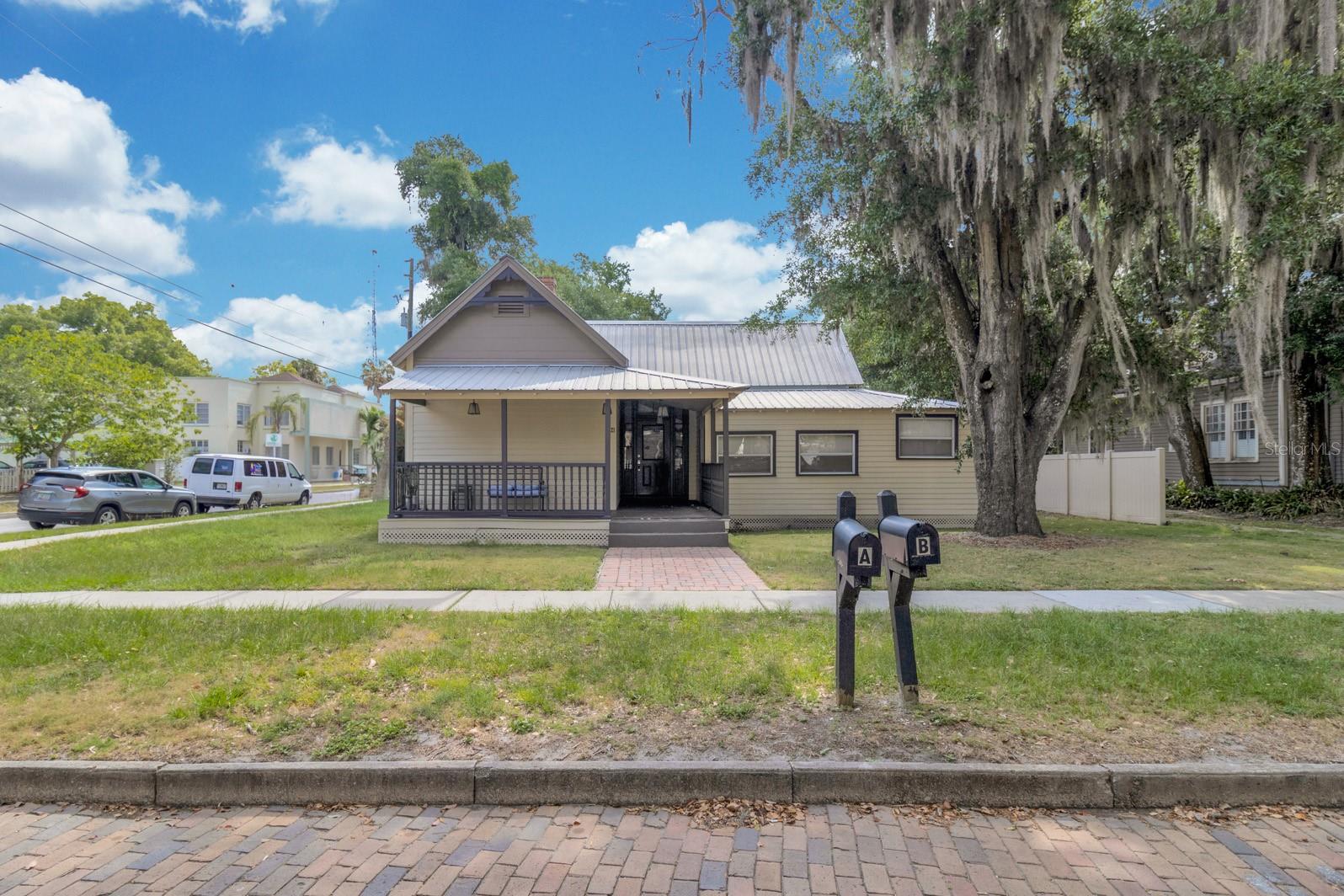 21 Beaumont Avenue, FL