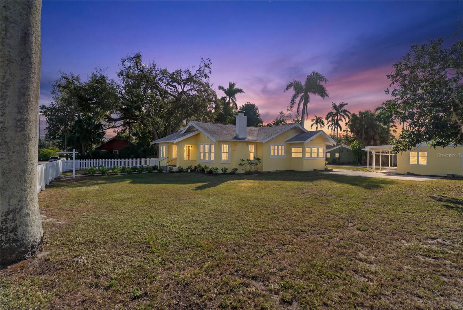1715 6th Avenue, FL