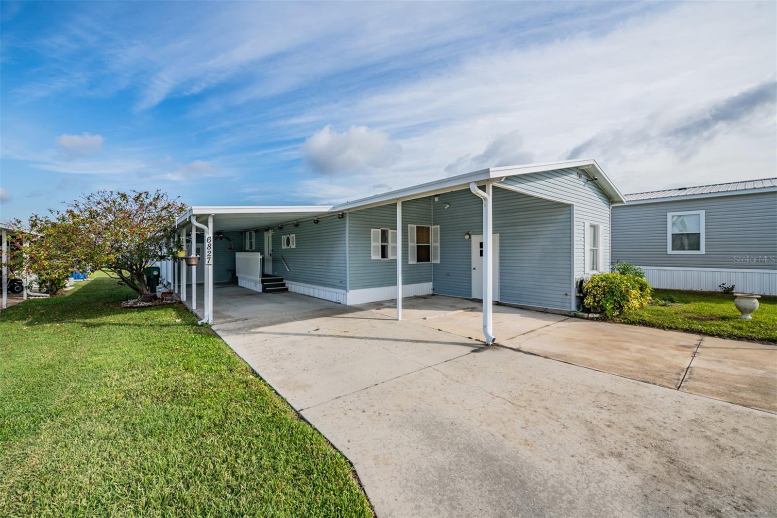 6827 Lake Henry Drive, FL