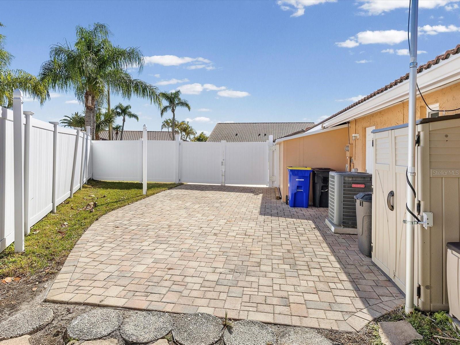 4941 Galleon Court, FL