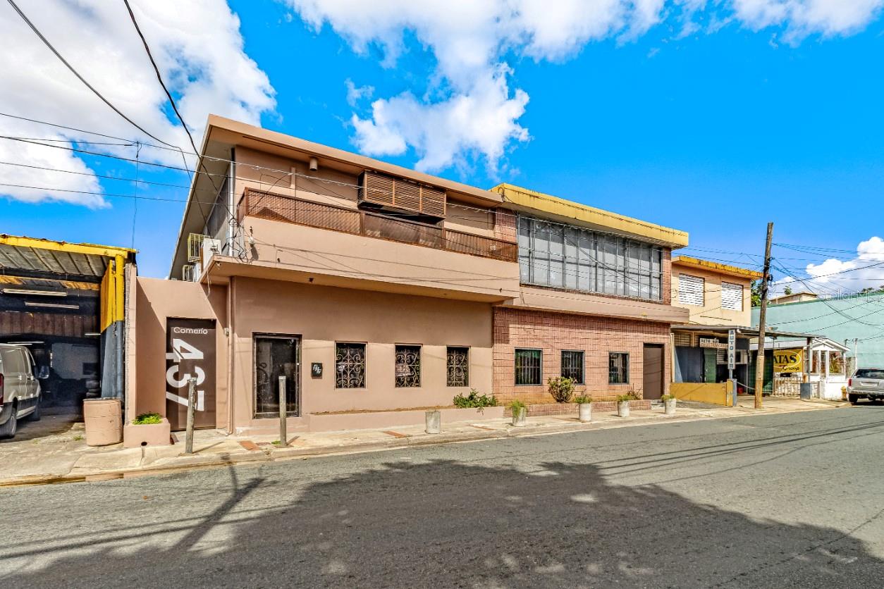 435 Urb. Hermanas Davila, PR