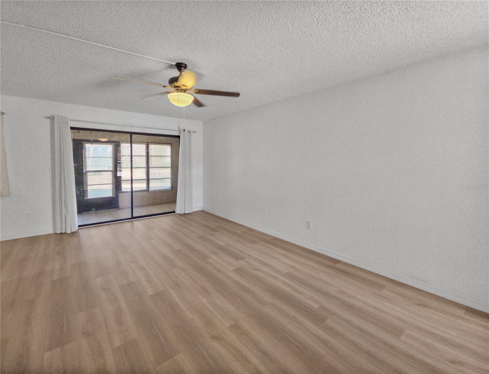 542 Fairways Drive, FL