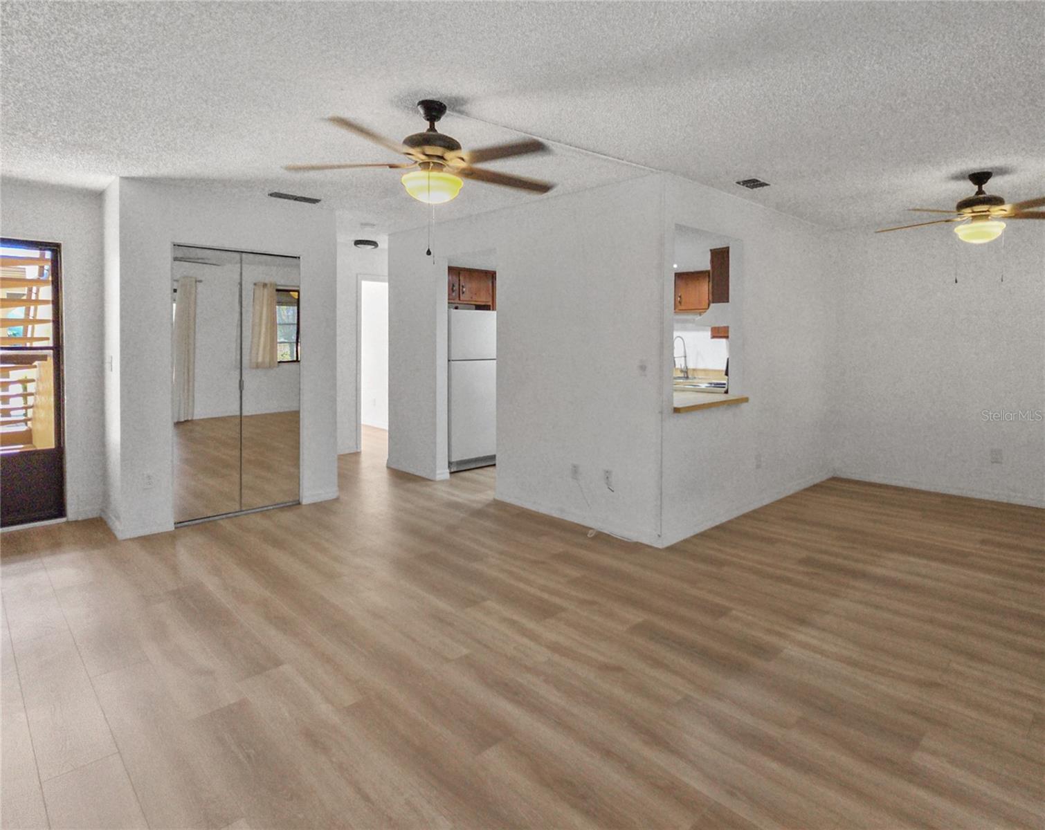 542 Fairways Drive, FL