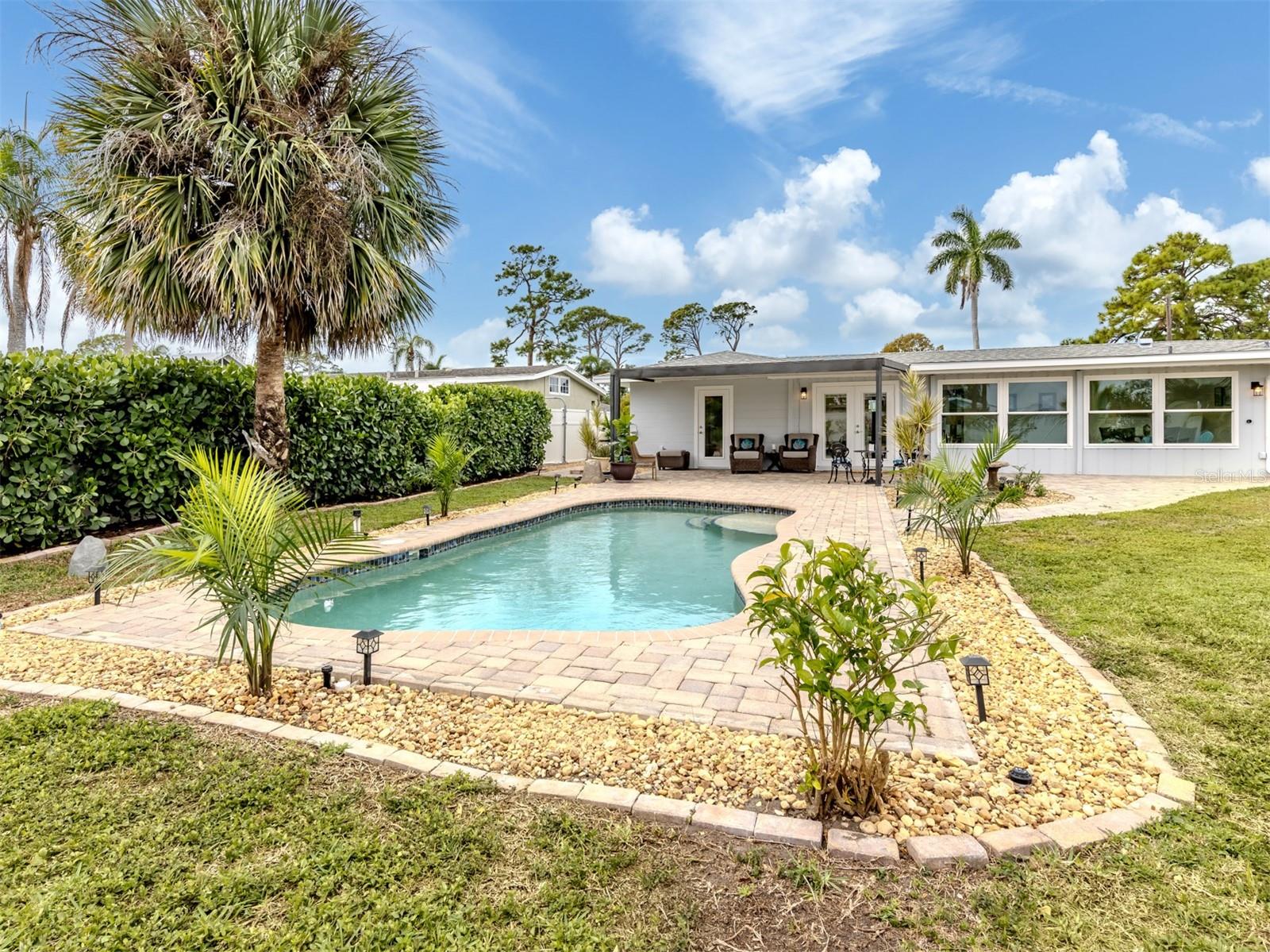 825 Nokomis Avenue, FL