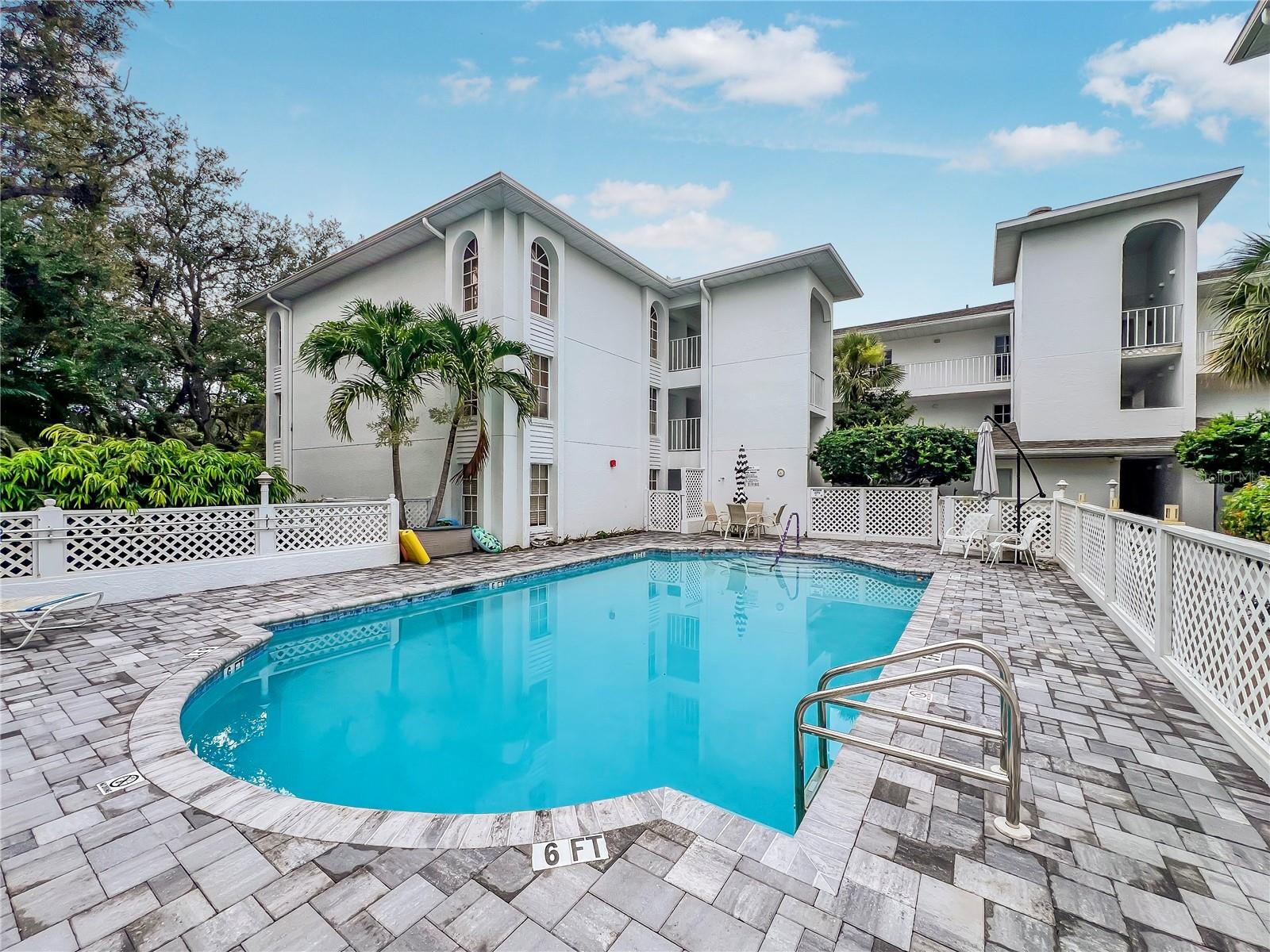 6304 Pointe West Boulevard, FL
