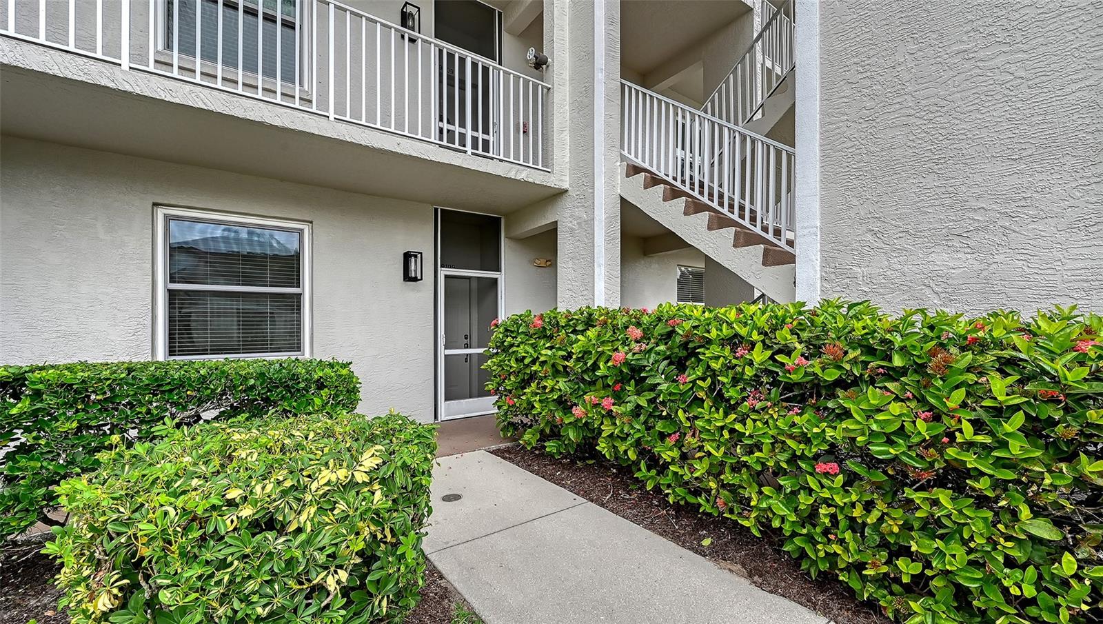 8750 Olde Hickory Avenue, FL