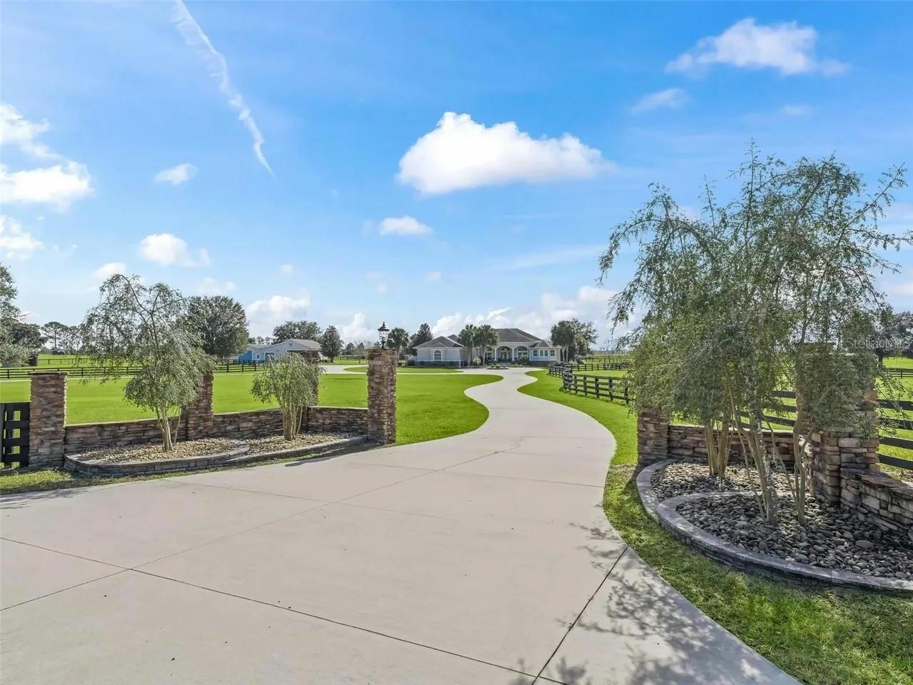 2655 102nd Boulevard, FL