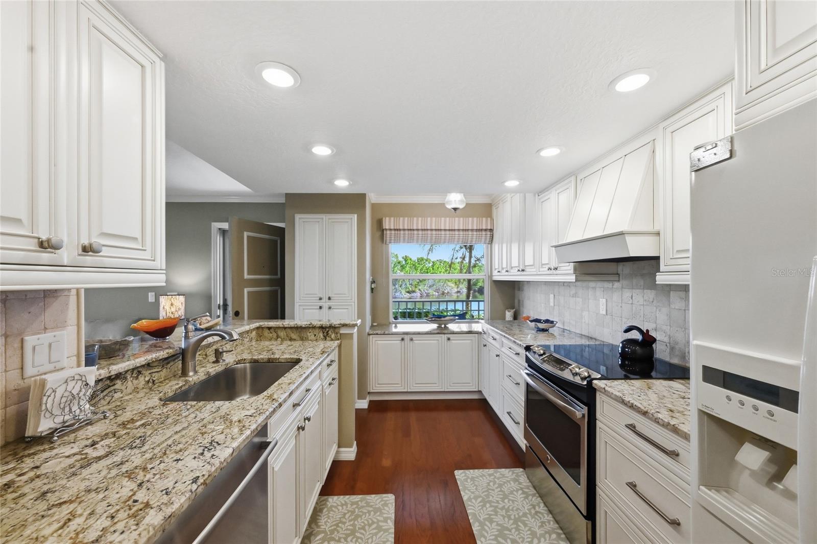 321 108th Street, FL