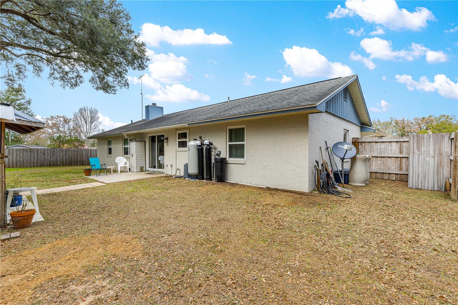 5070 4th Street, FL