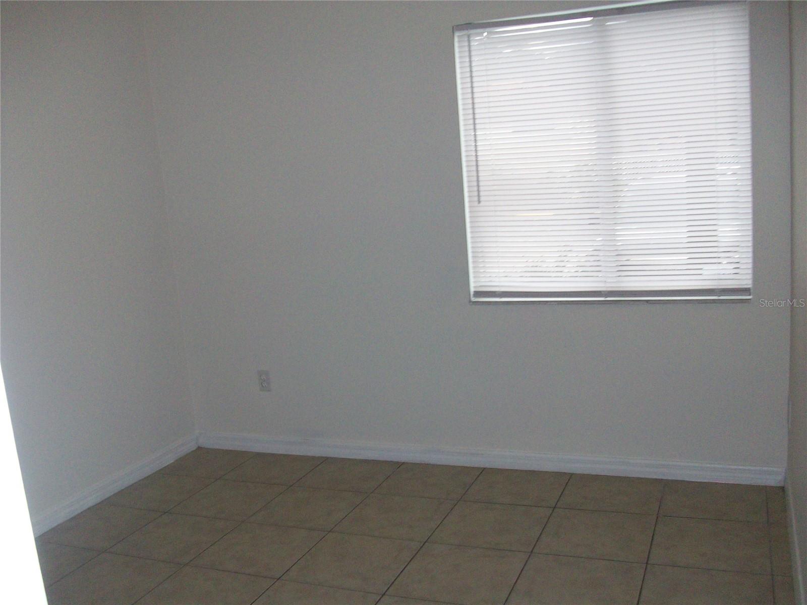 495 Las Cortes Lane, FL