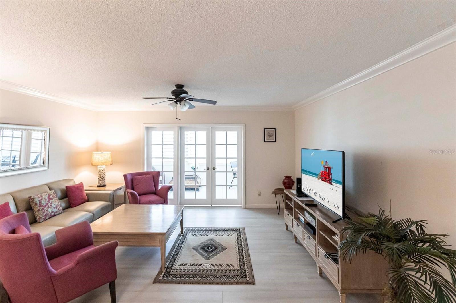 1125 Peppertree Drive, FL