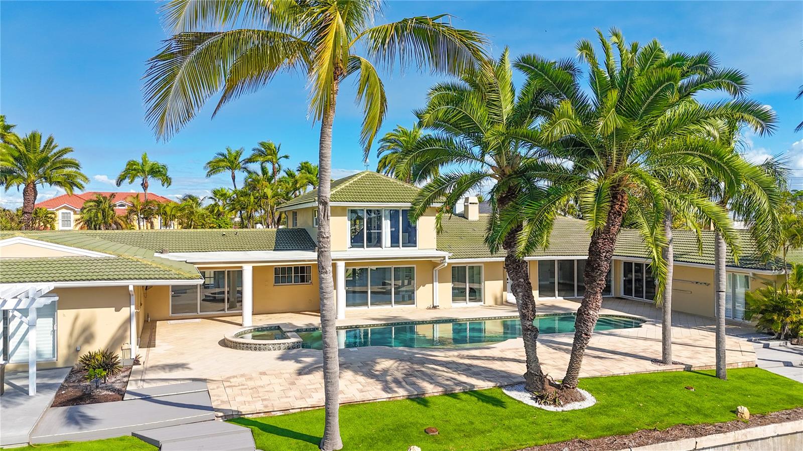 482 Hermosita Drive, FL