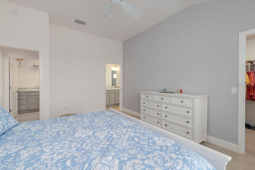 2454 Youngmann Loop, FL