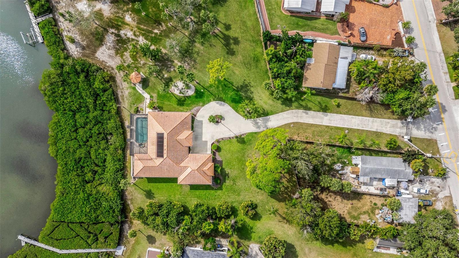 102 Brenda Lane, FL