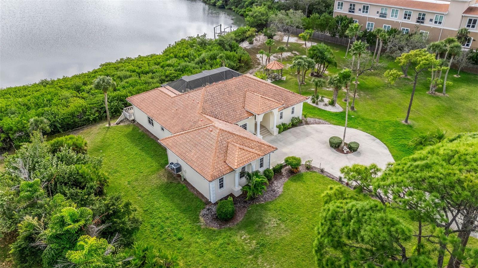 102 Brenda Lane, FL