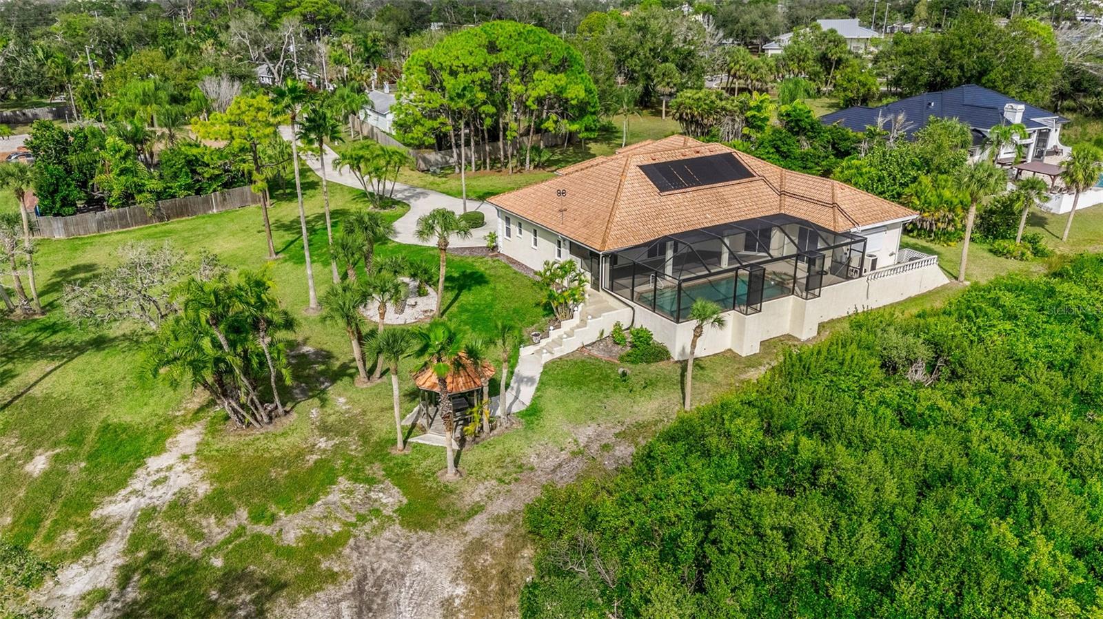 102 Brenda Lane, FL
