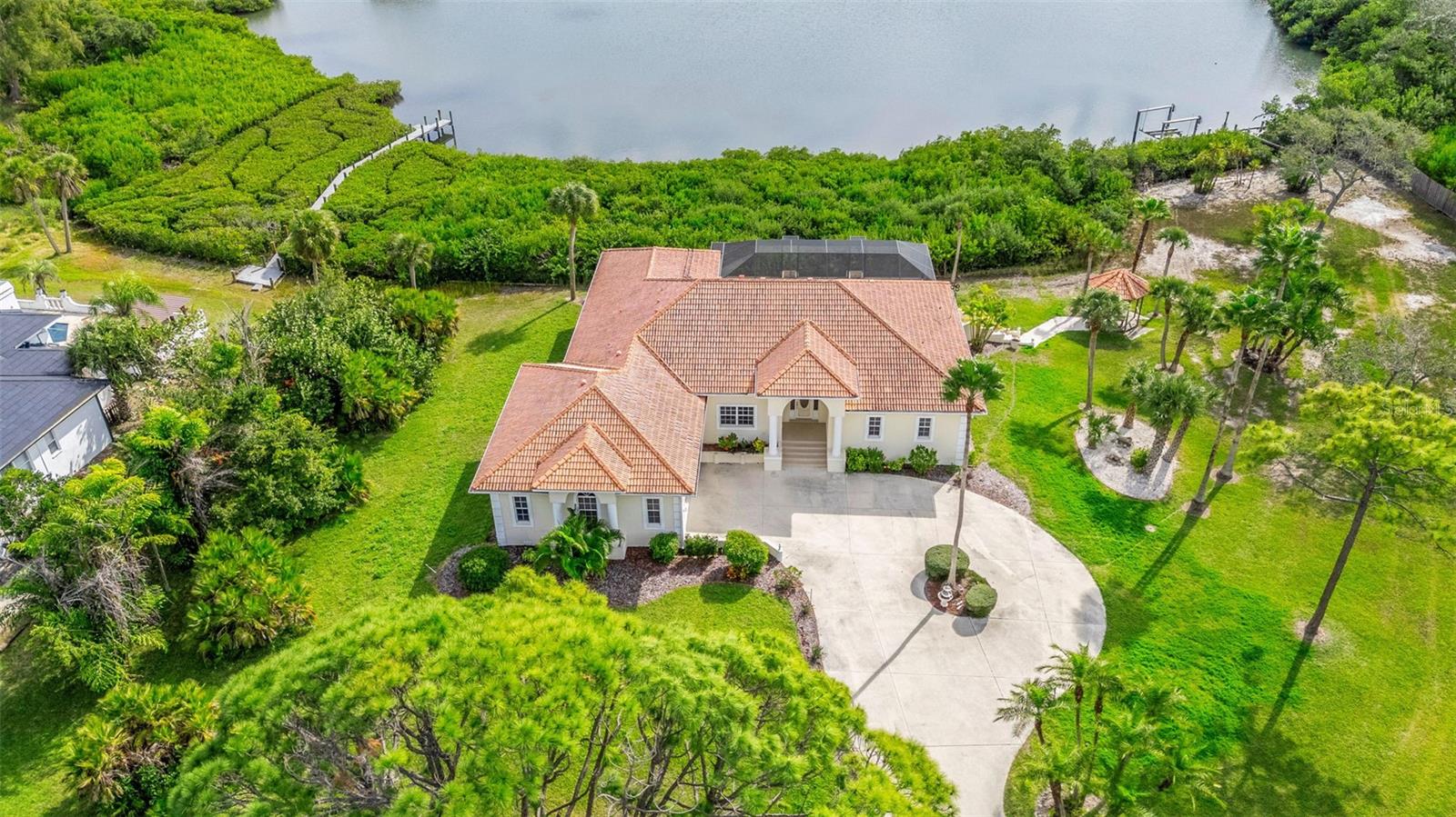 102 Brenda Lane, FL