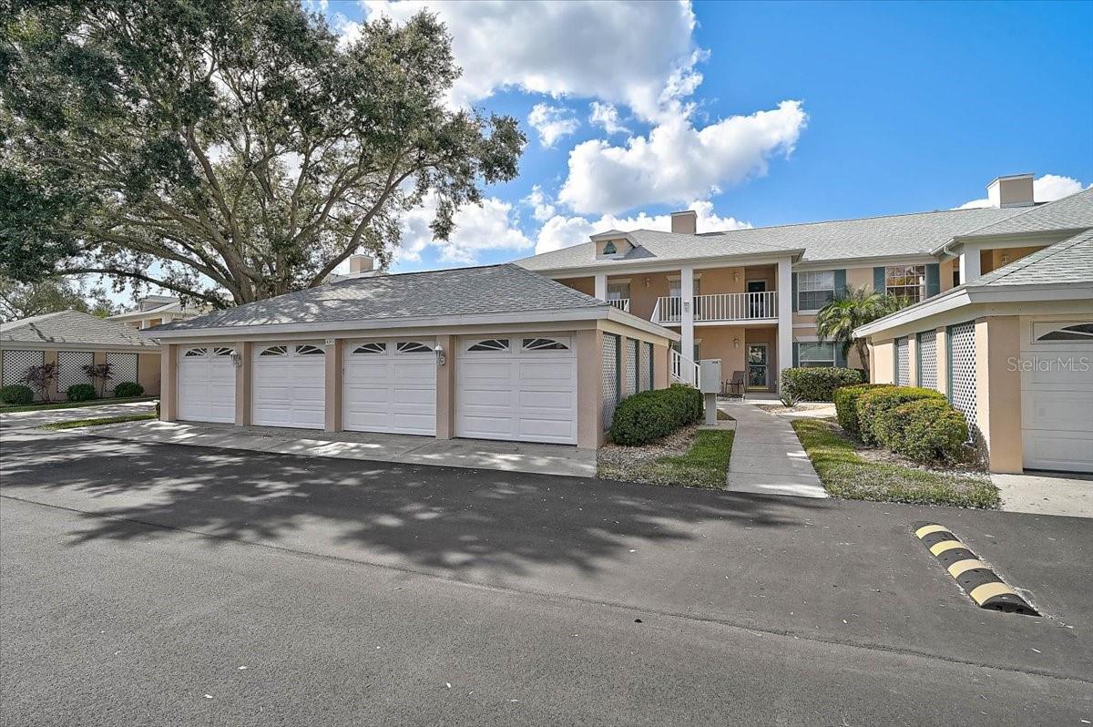 4215 Caddie Drive, FL