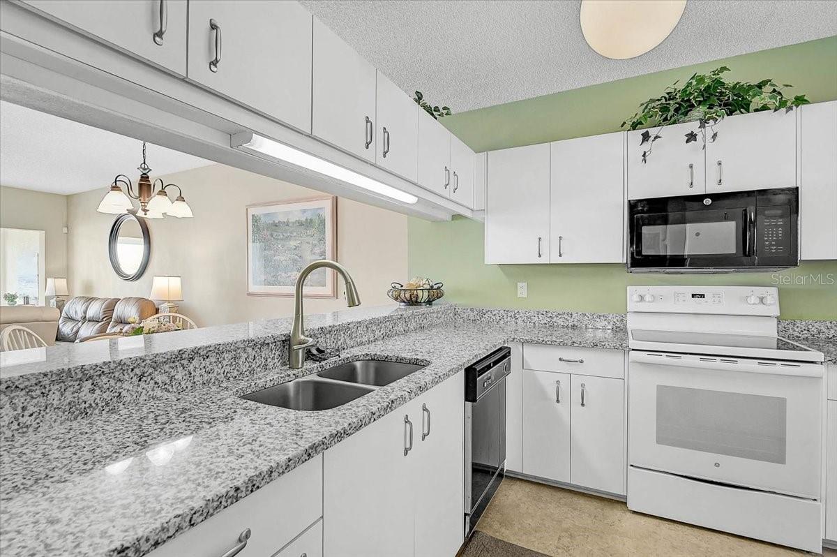 4215 Caddie Drive, FL