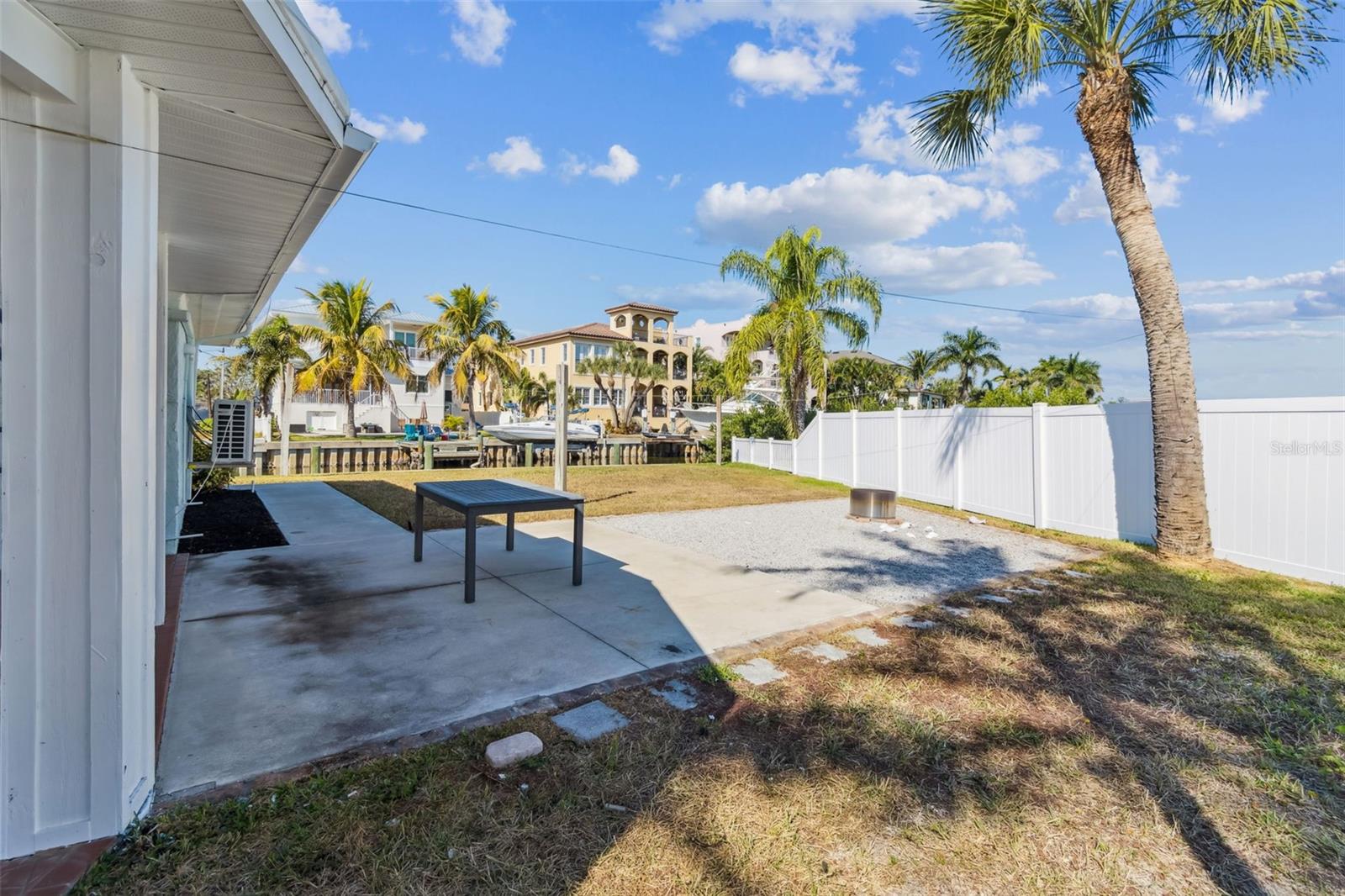 1733 Bayou Grande Boulevard, FL