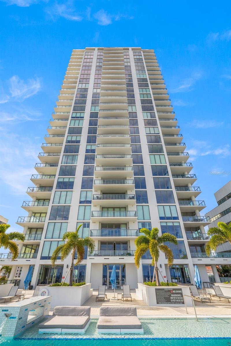 301 1st Street, FL