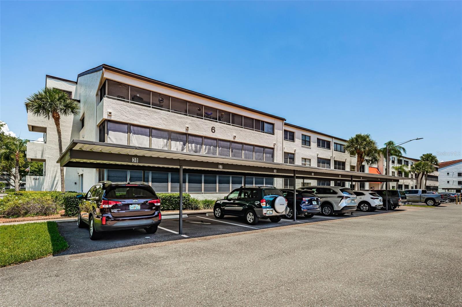 2587 Countryside Boulevard, FL