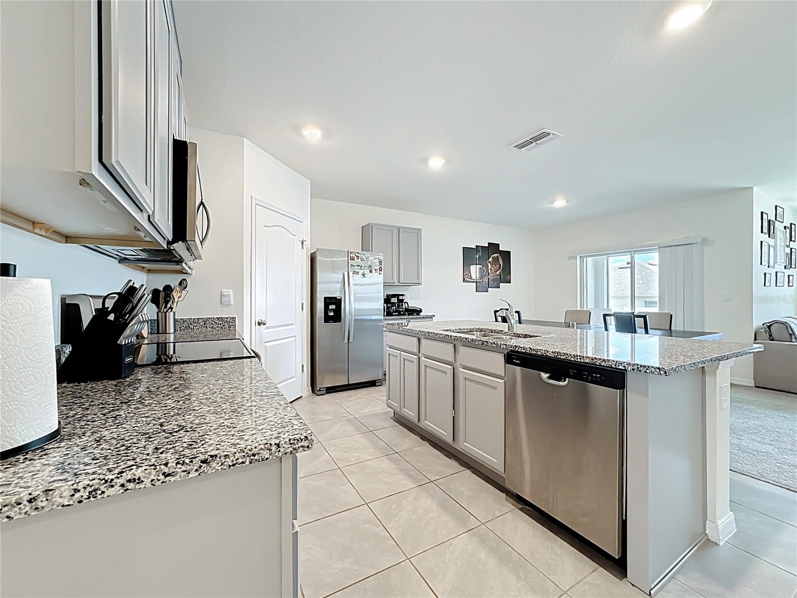 1519 Wax Myrtle Way, FL