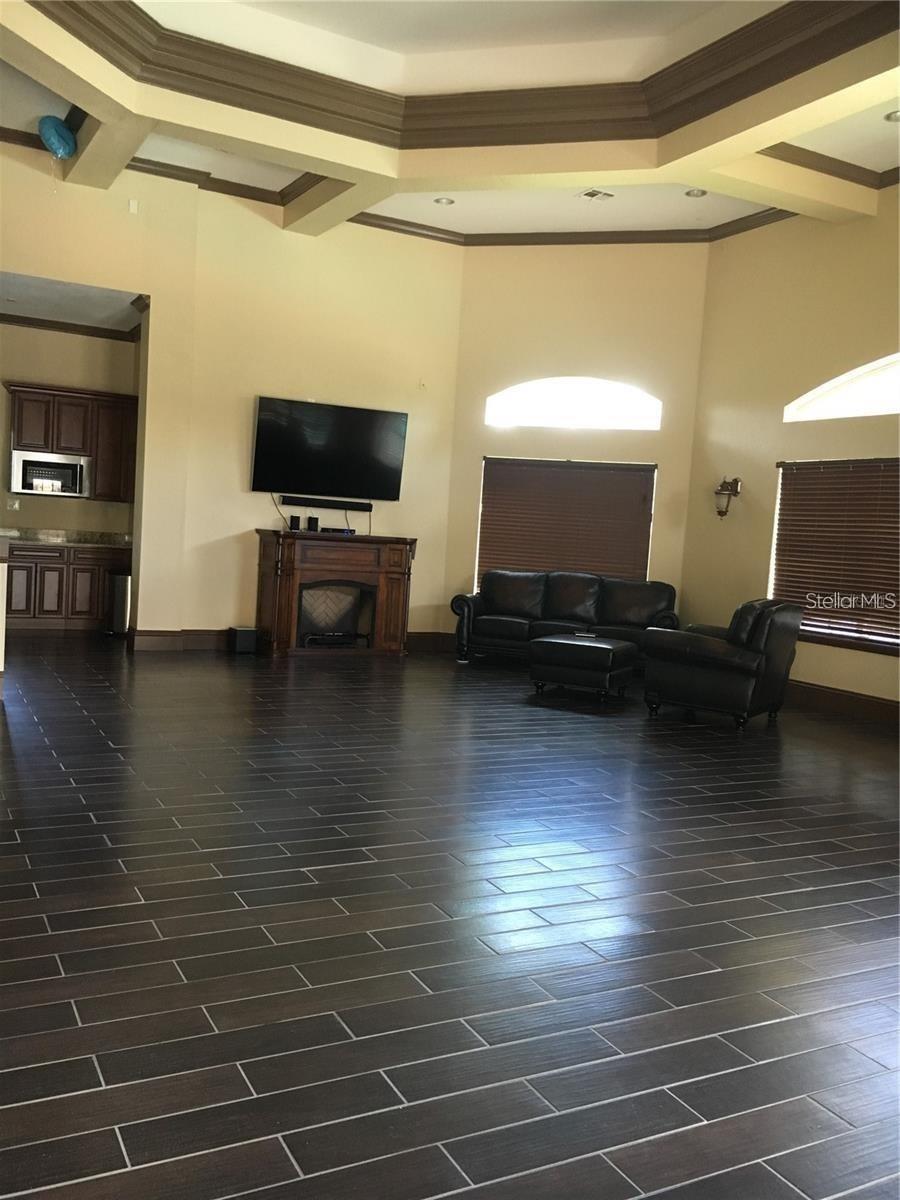 14049 Fairway Island Drive, FL