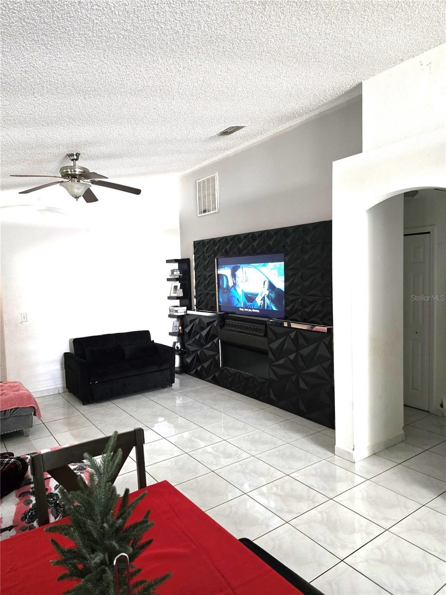 2411 Condado Court, FL