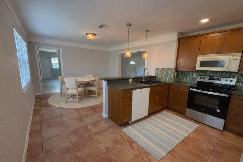 5721 10th Avenue, FL