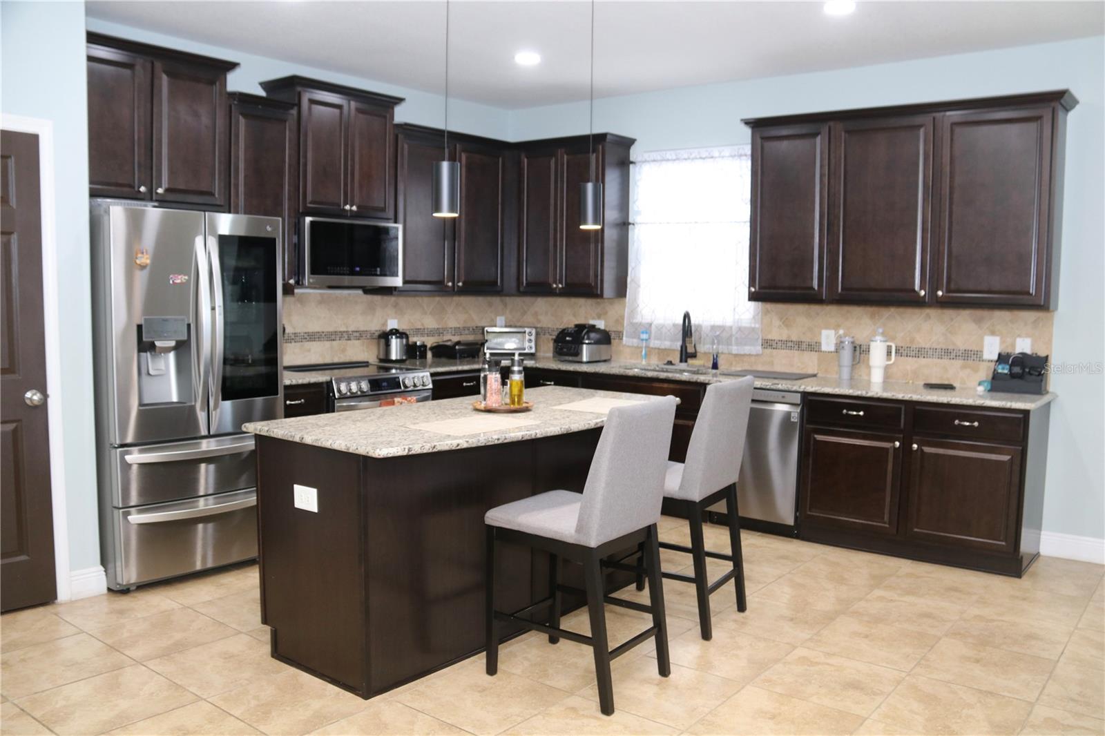 707 Petal Mist Lane, FL