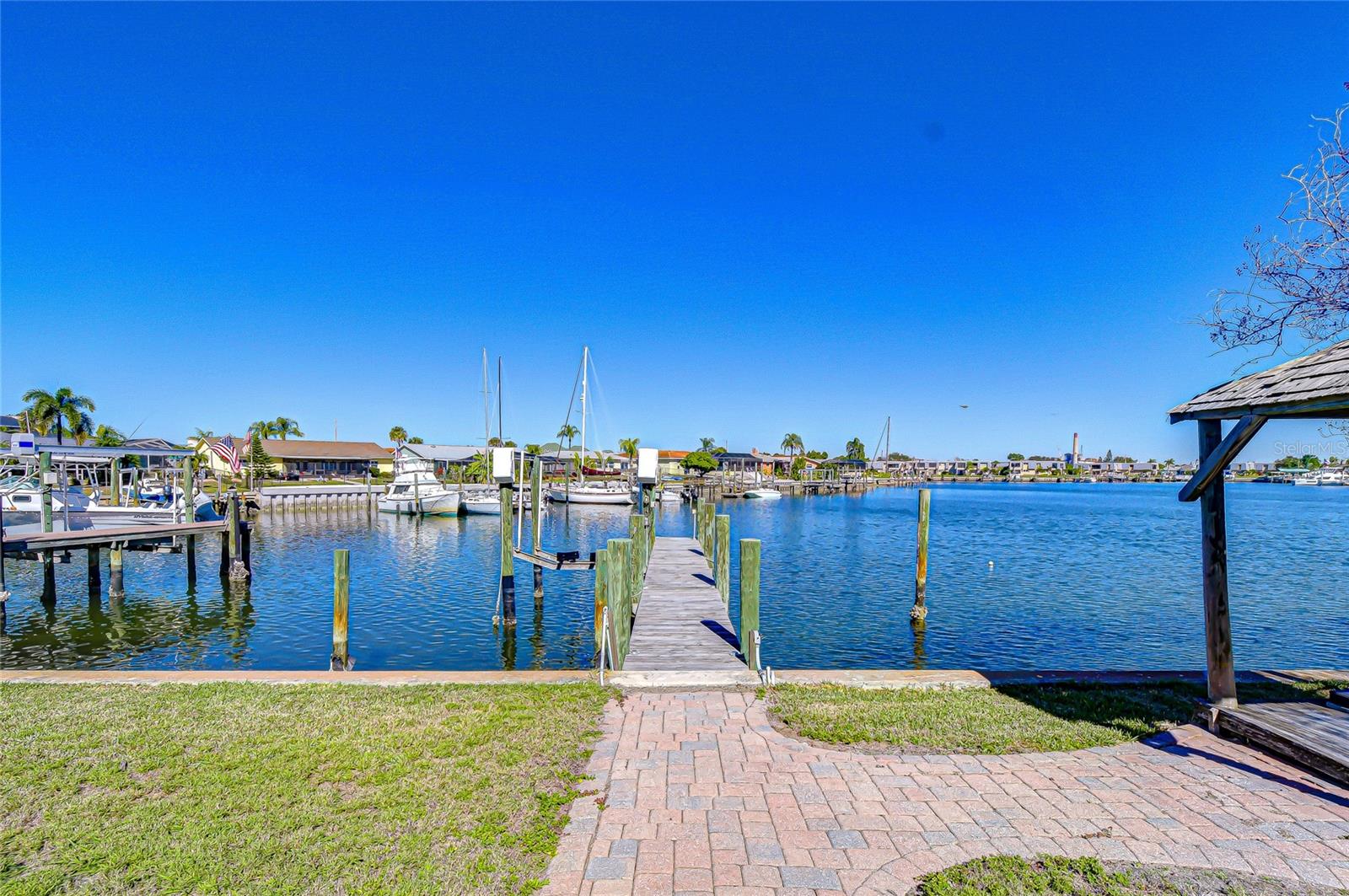 6416 Lake Sunrise Drive, FL