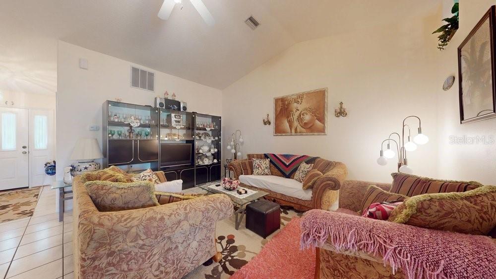 158 Fenimore Lane, FL