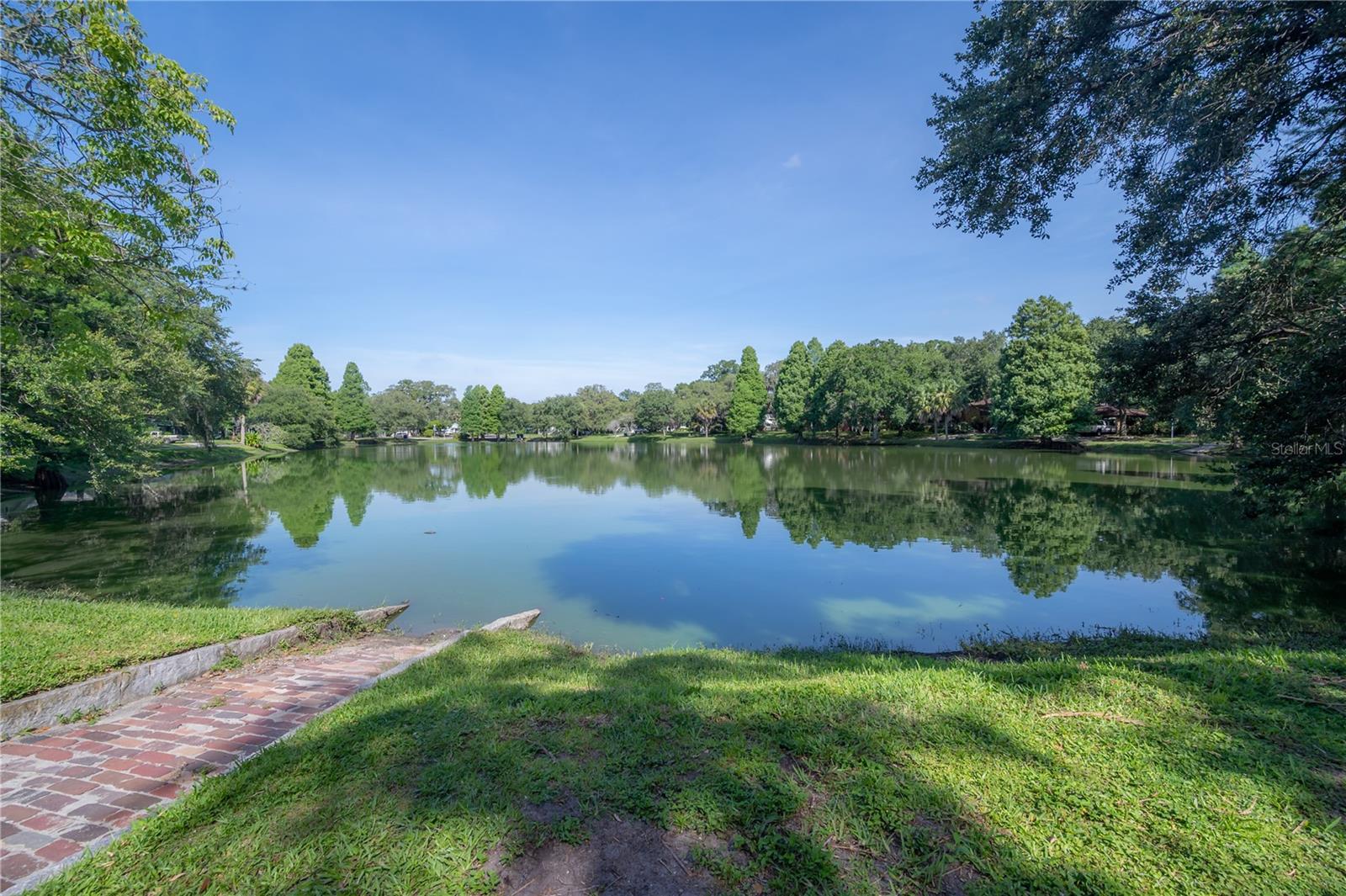 5530 9th Street, FL