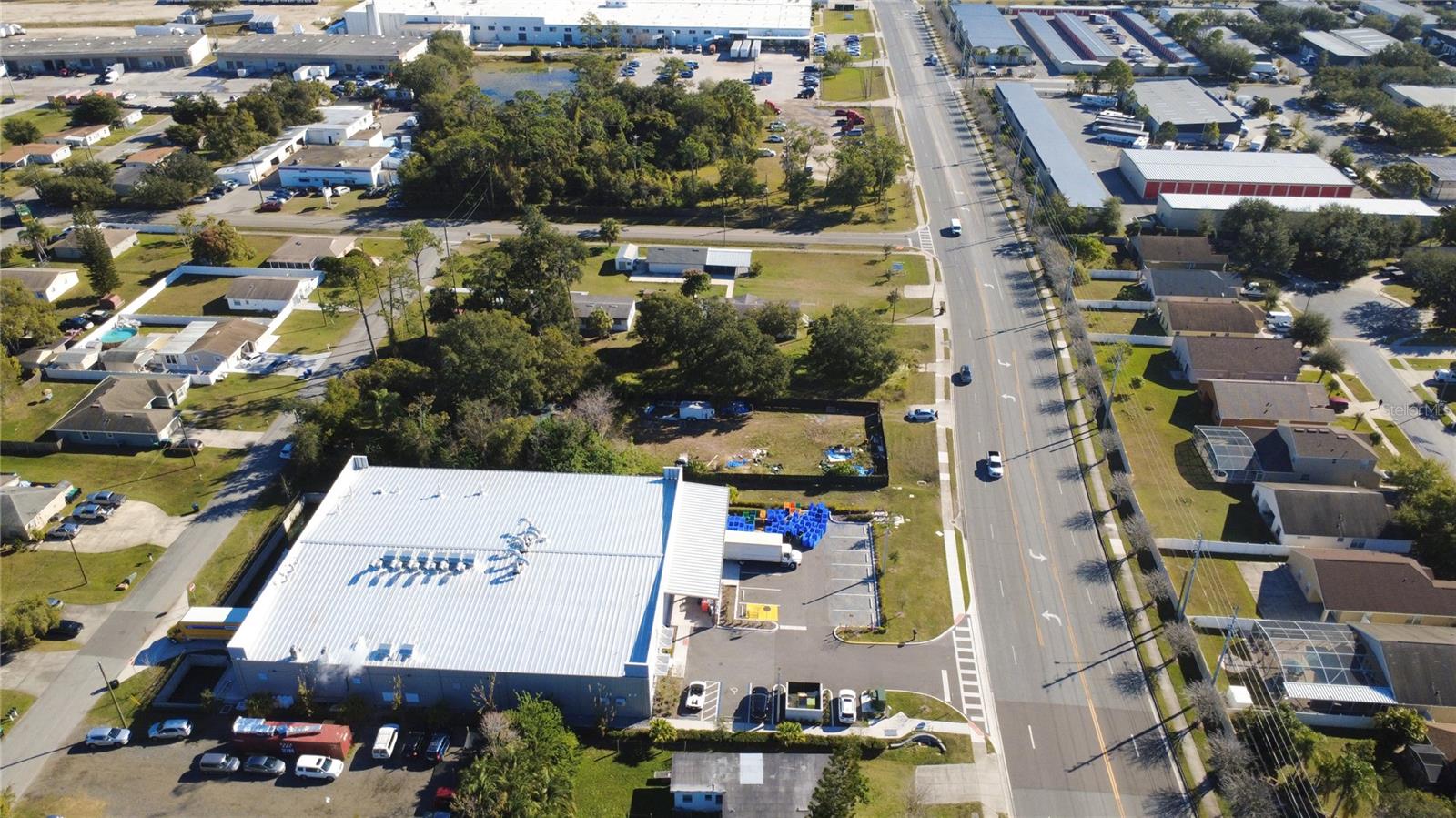 303 Lancaster, FL