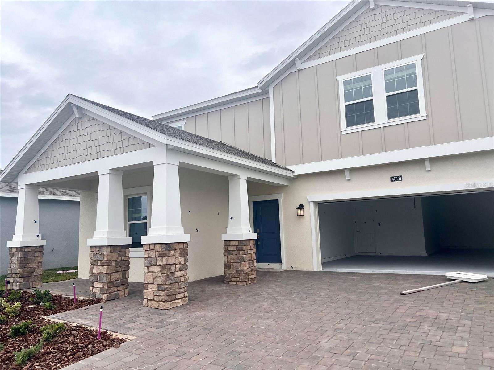 4028 Redbridge Loop, FL
