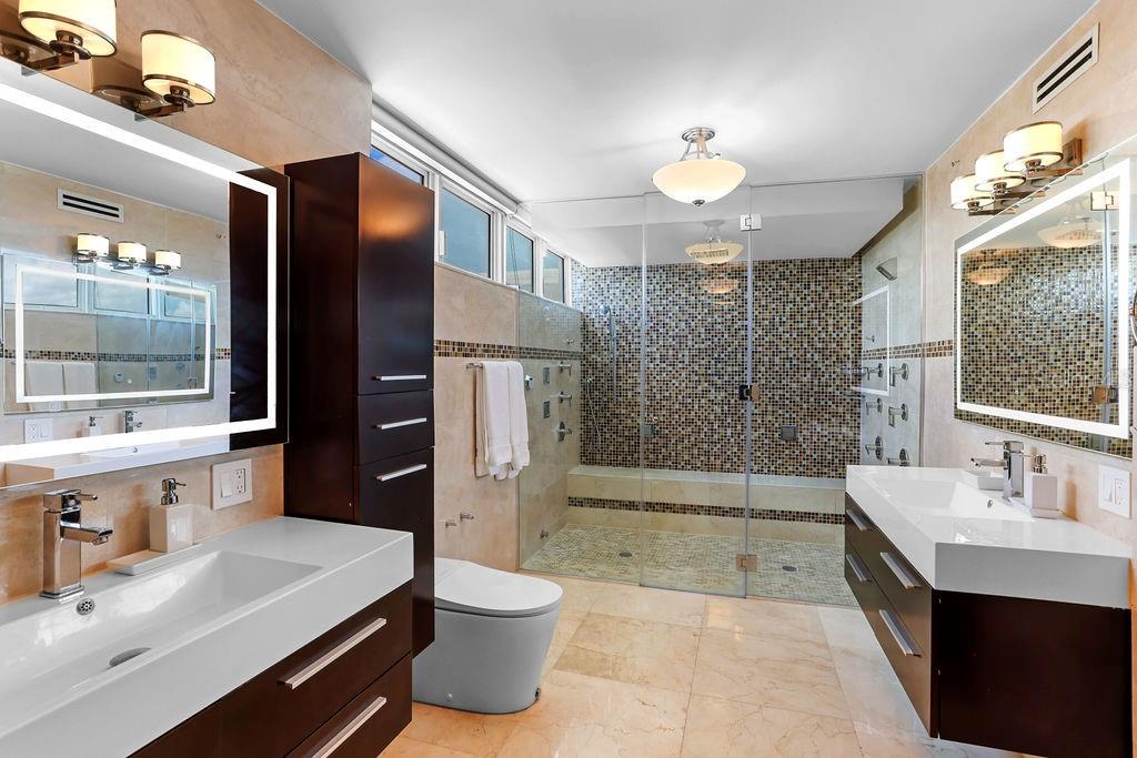 4327 Isla Verde Avenue, PR